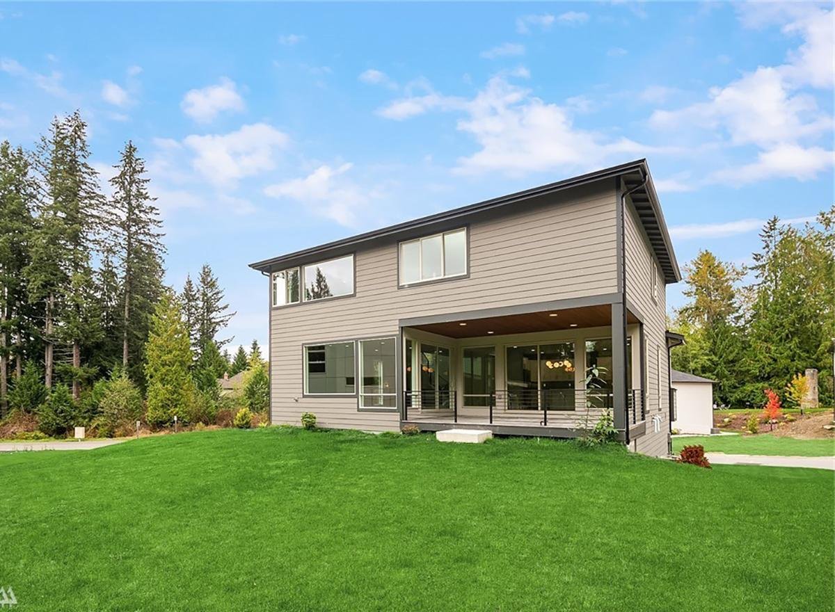 Rear Photo Rear Photo