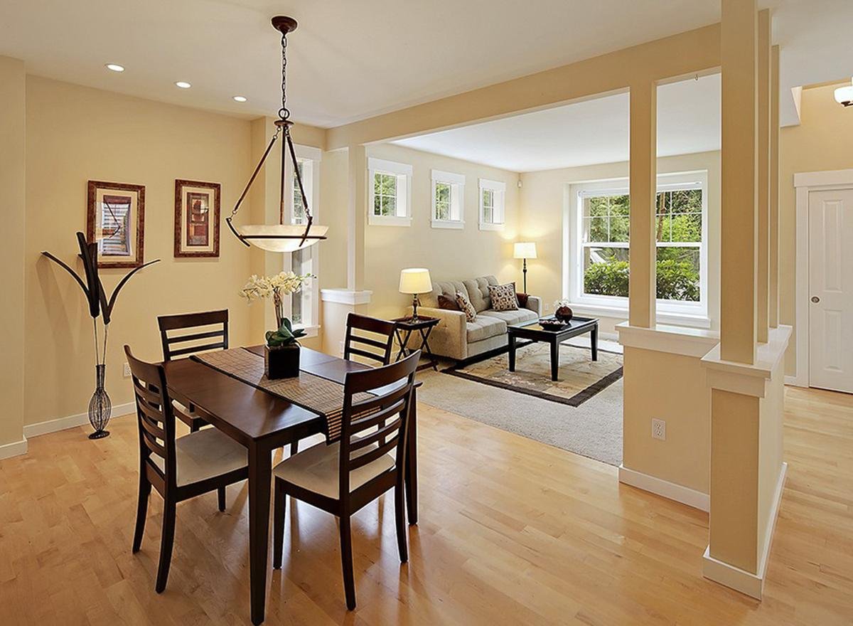 Dining-Living Dining-Living